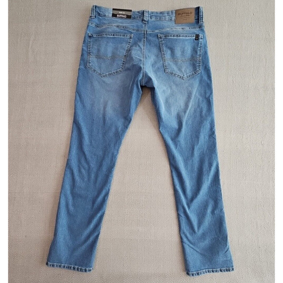 Buffalo David Bitton Ash Jeans Men's Size W34 L32 Light Blue Slim Fit NWT - Picture 2 of 16